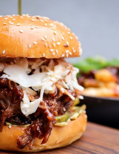 Fable Pulled Pork Burger - Recipes - Fable | Real Mushrooms. Really Meaty.